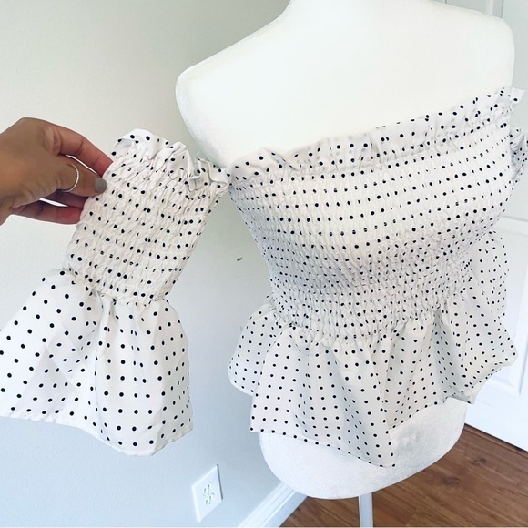 Polka Dot Off Shoulder Flounce Sleeve Crop Top - Size Large - Picture 10 of 13